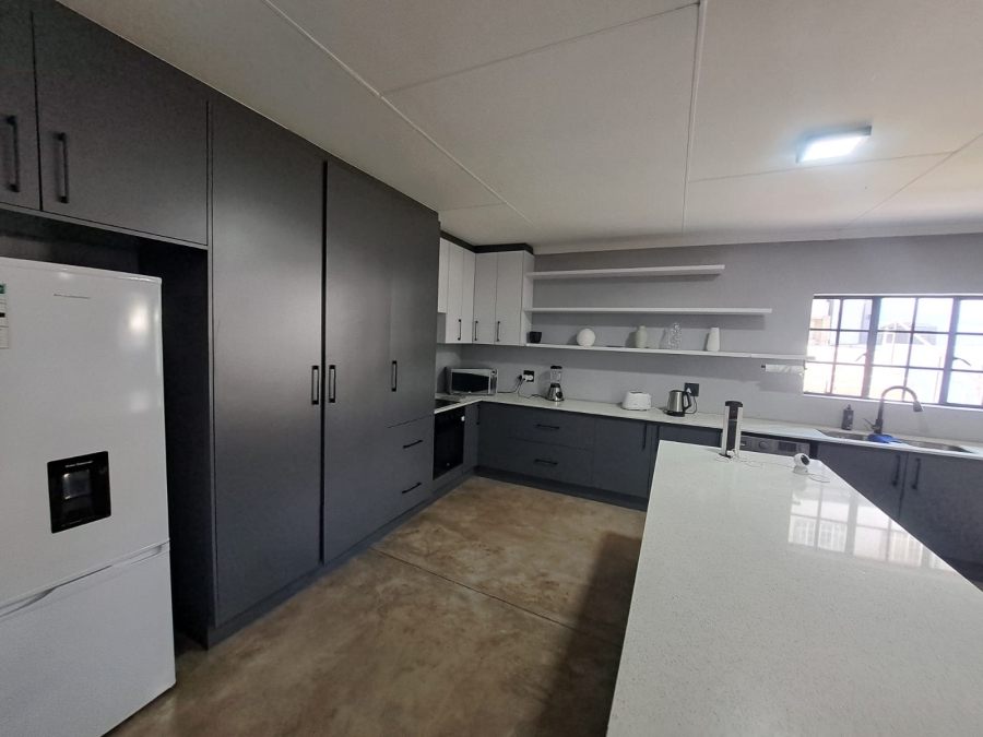 4 Bedroom Property for Sale in Cashan North West